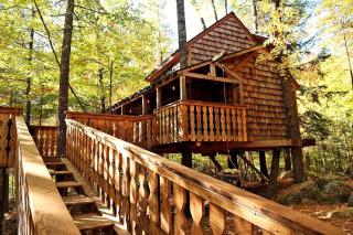 Tree House Rental Ideal for a Unique Getaway near Lake Sunapee in New Hampshire - 2