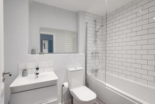 Cosy 1 Bed in Central Birmingham - 7