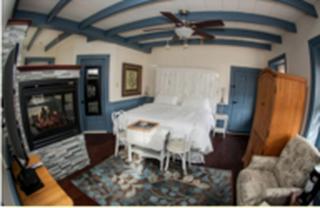 Luxury Vacation Rental with Indoor Pool near Blue Mountains, Pennsylvania - 5