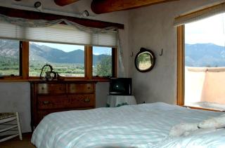 Romantic Getaway with Private Hot Tub and Mountain Views near Taos, New Mexico - 7