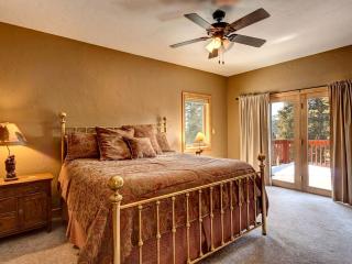 Luxurious Cabin Rental Tucked Away in the Mountains near Breckenridge, Colorado - 7