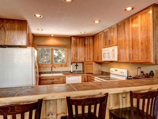 Luxurious Cabin Rental Tucked Away in the Mountains near Breckenridge, Colorado - 8