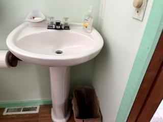 Rustic Cabin Rental near Akron, Ohio - 3