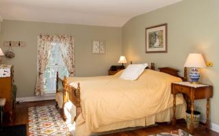 Impressive Cottage Rental with Private Waterfalls near Watkins Glen, New York - 7