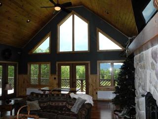 Impressive Cabin Rental for Large Groups in Au Sable Forks, New York - 4