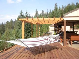 Rustic Mountain Retreat Perfect for Large Groups in Kingston, Idaho - 5