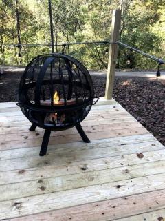 Tiny Cabin Retreat Near Great Smoky Mountains, Tennessee - 1
