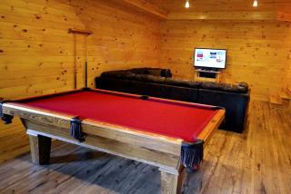 Rustic Fishing Lodge Rental with a Spacious Deck in Logan, Ohio - 3