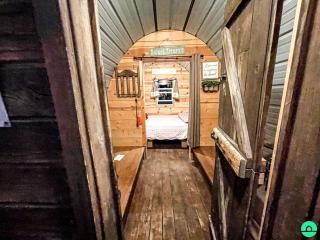 Unique Cabin Vacation with Mountain Views in Monticello, Utah - 9