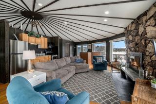 Stunning Cabin Getaway Perfect for Large Groups Situated in Boyne Falls, Michigan - 9