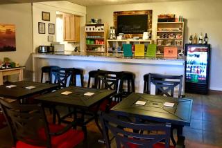 Stylish Room Rental for a Romantic Getaway in Dahlonega, Georgia - 6