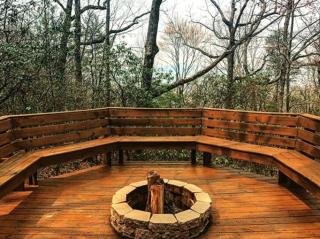 Stylish Room Rental for a Romantic Getaway in Dahlonega, Georgia - 3
