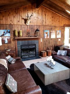 Elegant Western-Style Vacation Rental with Mountain Views near Madison River in Ennis, Montana - 4