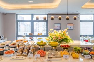 Atour Hotel Wuxi Huishan Wanda Plaza - 8