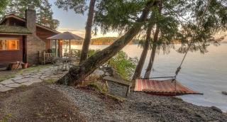 Waterfront Cottage Rental with Spectacular Sunset Views on Orcas Island, Washington - 5