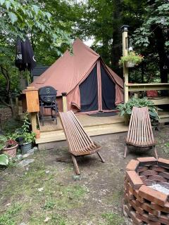 Romantic Botanical Bell Tent for a Fantastic Glamping Experience in Southbury, Connecticut - 1
