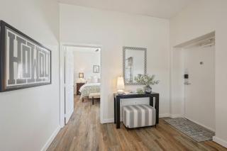 Industrial-Chic Cottage Retreat with Outdoor Space Near Kyle Field & Easterwood Airport in Dr. College Station, Texas - 2