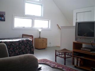 Rustic Family-Friendly Cabin Rental with Full Kitchen in the Northeast Kingdom of Vermont - 8