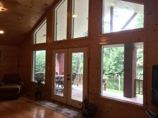 Lake Hamilton Cabin Retreat for Twelve in the Ouachita Mountains, Arkansas - 5