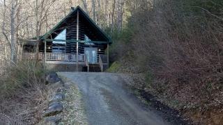 Secluded Cabin Getaway in the Mountain Town of Burnsville, North Carolina - Burnsville - 8