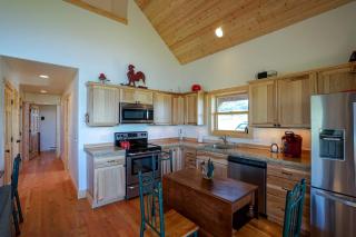 Secluded Cabin Rental with Gorgeous Views near Ennis, Montana - 8