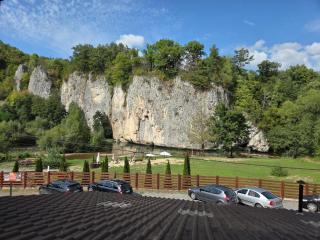 Pensiunea Gradia Șuncuiuș - 4