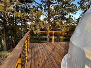 Beautiful Dome with Fire Pit in Hermosa, South Dakota - 6