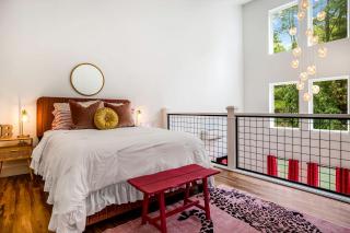 Unique Barbie-Themed Pink Cabin in Black Mountain, North Carolina - 2