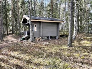 Off-Grid Waterfront Cabin Ideal for Nature and Adventure Lovers in Finland - 1
