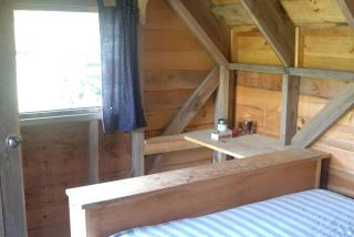 Romantic Getaway Cabin on a Working Farm in Royalton, Vermont - 7