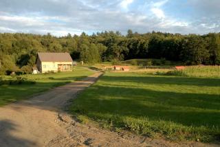 Romantic Getaway Cabin on a Working Farm in Royalton, Vermont - 5