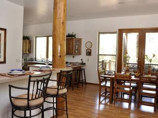 Spacious Woodland Log Cabin Rental with Mogollon Rim Views in Payson, Arizona - 1