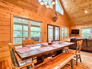Impressive Cabin Rental for Family or Group Retreats near Raystown Lake, Pennsylvania - 8