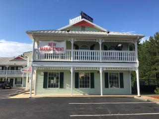Woodstream Inn - Hogansville - 5