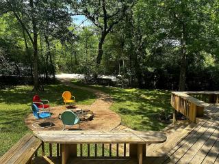 Charming Farmhouse Escape with Trails & Pond in College Station, Texas - 5