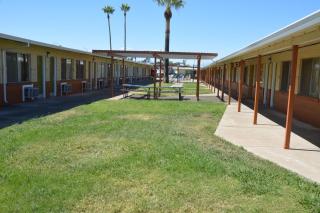 Gateway Inn - Red Bluff - 5