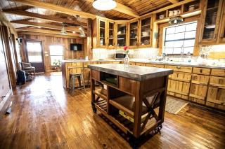 Charming Country Cabin Rental Located in Morton, Mississippi - 5
