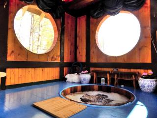 Fully-Furnished Tent-Style Cabin Rental near Indian Lake, Upstate New York - 3
