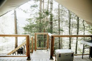 Enchanting Blue Ridge Mountains Lodging with a Wood-Burning Stove in Lenoir, NC - 5