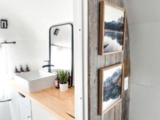 Sleek, Modern Airstream in Grand Junction, Ideal for Colorado Glamping Escapes - 7