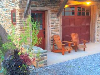 Stylish Cottage Loft Rental on a Farm in Lancaster County near Philadelphia, Pennsylvania - 6