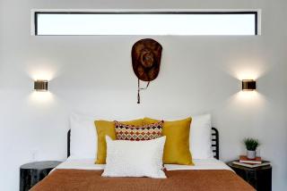 Cheerful Cabins near Austin for Fun-Filled Vacations in Texas - 4