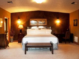 Spacious Vacation Rental for Groups or Events with Sauna and Hot Tub in Athol, Idaho - 7