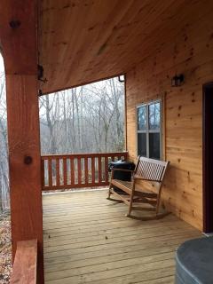 Cozy Family-Friendly Cabin with Private Outdoor Jacuzzi near Huntington, West Virginia - 1