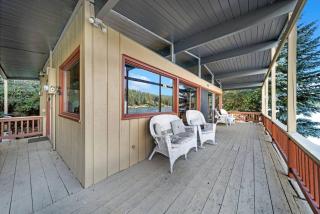 Secluded, Rustic Lakefront Home, Nestled on the Peaceful Shores of Lake Coeur d’Alene, Idaho - 1