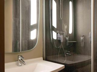 Hotel ibis Porto Gaia - 5