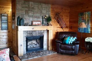 Wonderful Mountain Cabin Rental with a Fire Pit in Smithville, Oklahoma - 4