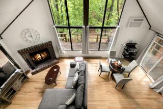 Enchanting A-Frame Cabin Retreat near Berkeley Springs and Mountain Views in West Virginia - 5