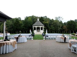 Stately Accommodation for a Romantic Getaway in Christian County, Kentucky - 5