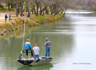 Fully Furnished Airstream for a Vacation in the Woods near Fort Worth, Texas - 1